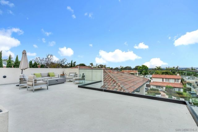 3345 Elliott St, San Diego, CA 92106