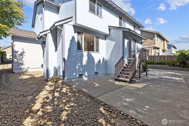 20532 121st Way SE, Kent, WA 98031