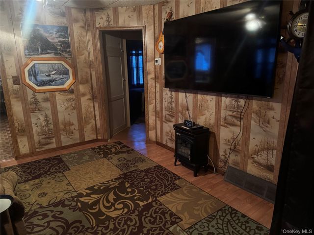 304 Clark Place, Maybrook, NY 12543