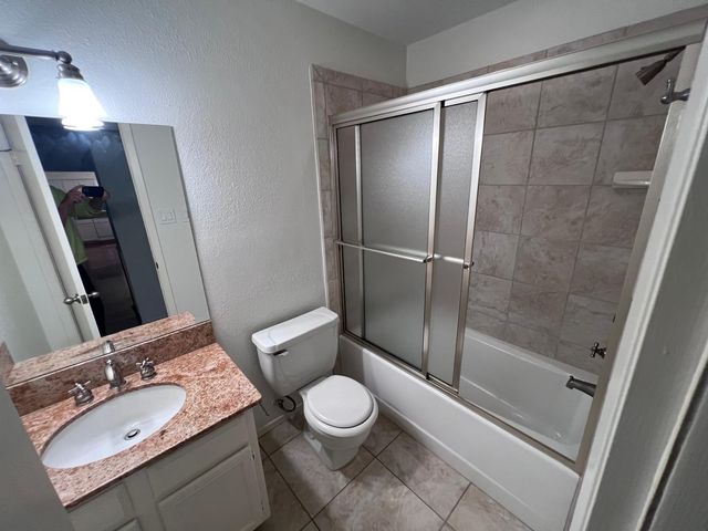 21 N Waxberry Road, The Woodlands, TX 77381