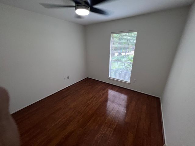 21 N Waxberry Road, The Woodlands, TX 77381