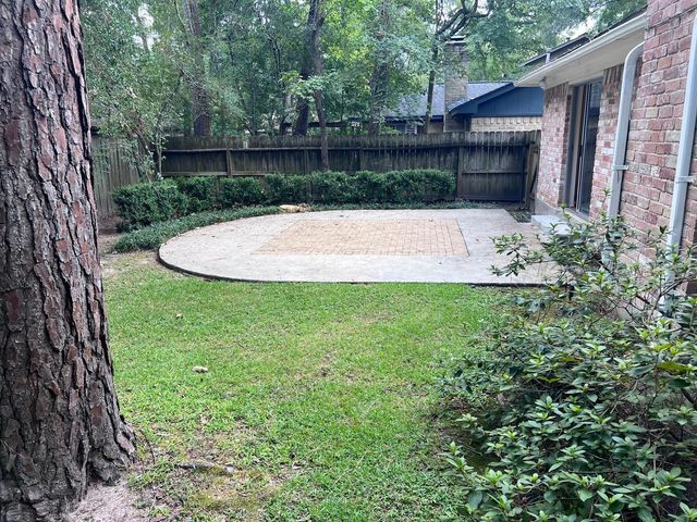 21 N Waxberry Road, The Woodlands, TX 77381