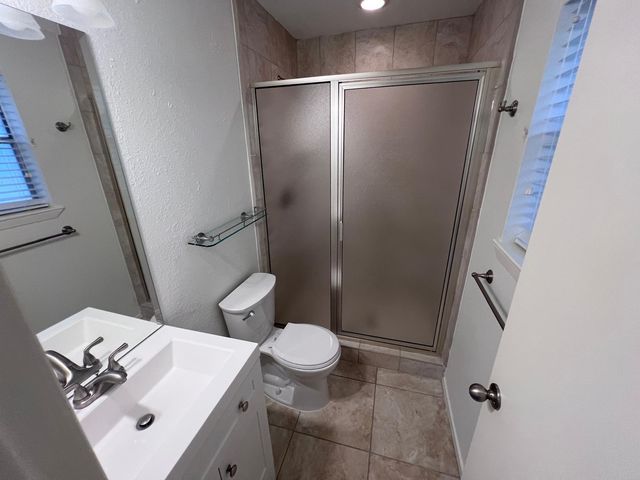 21 N Waxberry Road, The Woodlands, TX 77381