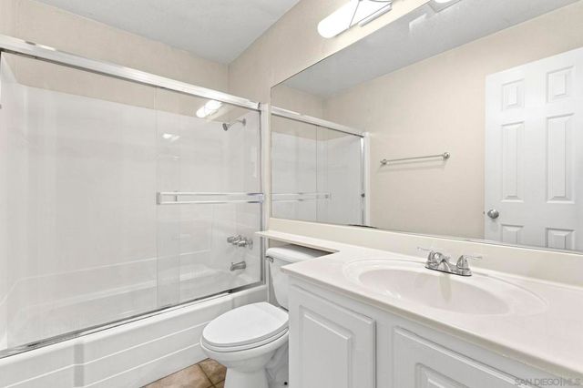 620 E Lexington Ave 13, El Cajon, CA 92020