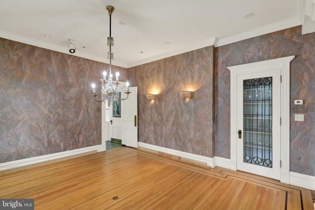 800 N 3RD ST, Reading, PA 19601