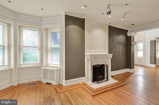 800 N 3RD ST, Reading, PA 19601