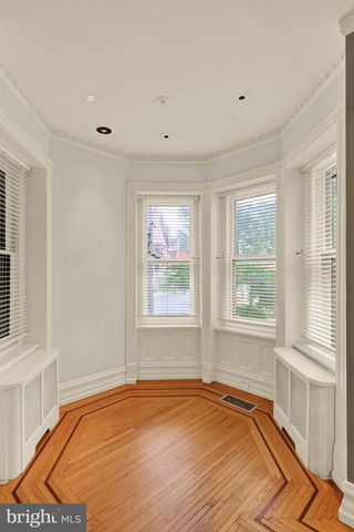 800 N 3RD ST, Reading, PA 19601