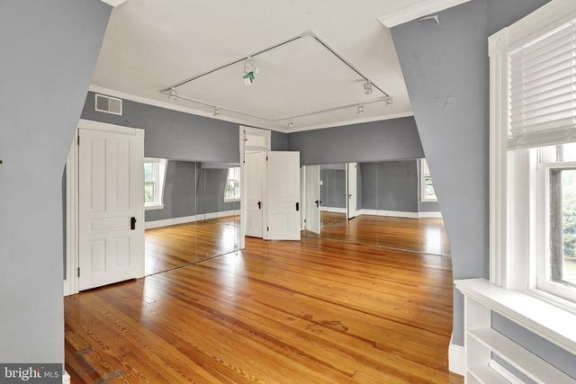 800 N 3RD ST, Reading, PA 19601