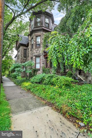800 N 3RD ST, Reading, PA 19601