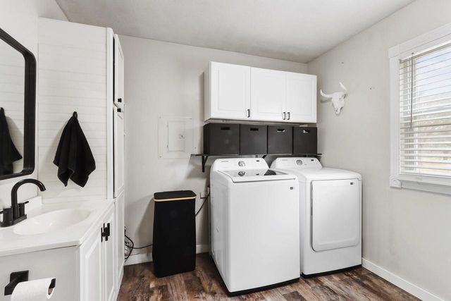 W6011 Mariner Hills TRAIL, Elkhorn, WI 53121