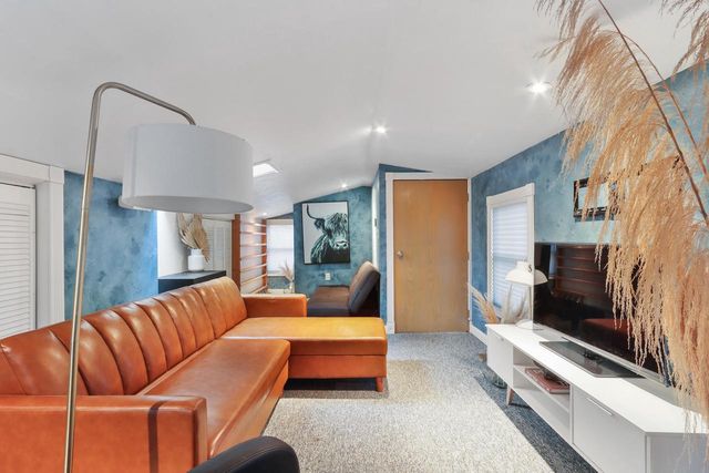 W6011 Mariner Hills TRAIL, Elkhorn, WI 53121