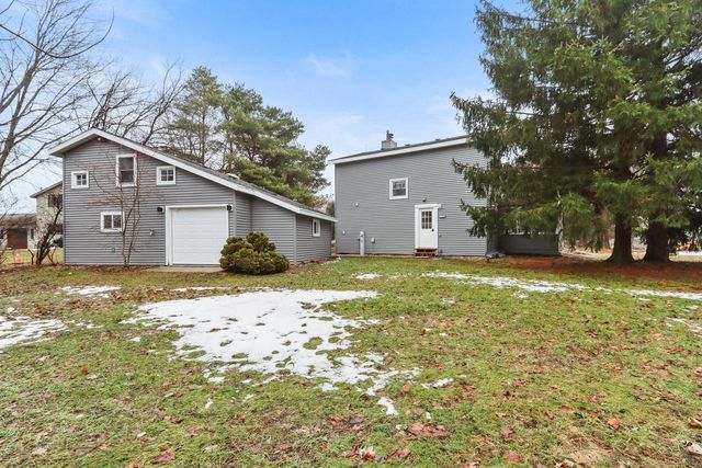 W6011 Mariner Hills TRAIL, Elkhorn, WI 53121