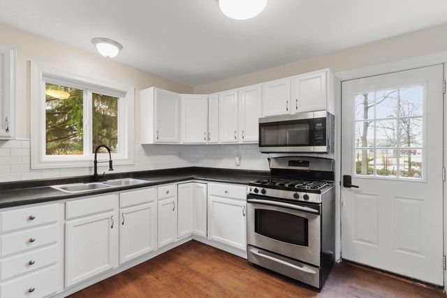 W6011 Mariner Hills TRAIL, Elkhorn, WI 53121