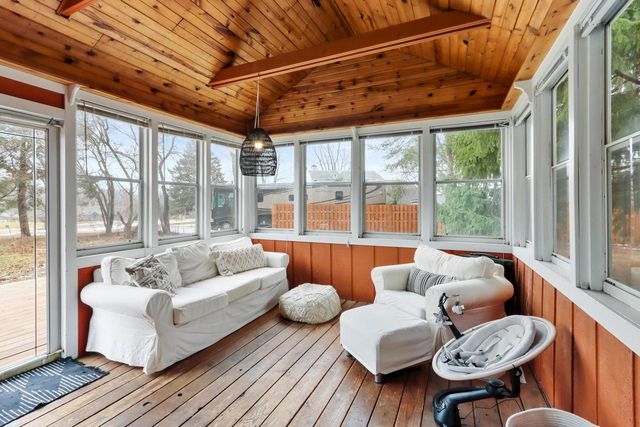 W6011 Mariner Hills TRAIL, Elkhorn, WI 53121