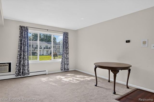 100 W Hickory Grove Road C6, Bloomfield Hills, MI 48304