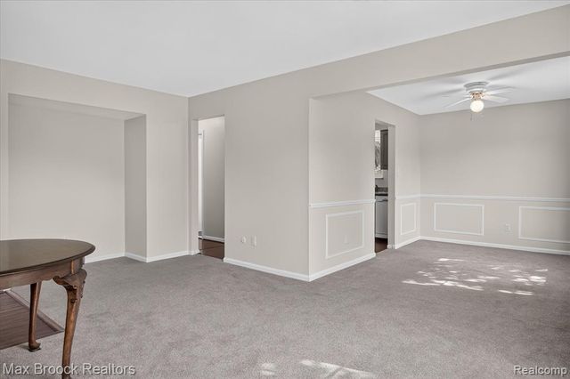 100 W Hickory Grove Road C6, Bloomfield Hills, MI 48304