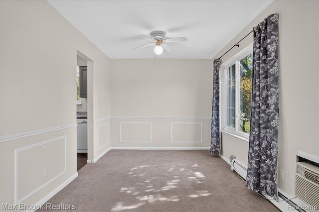 100 W Hickory Grove Road C6, Bloomfield Hills, MI 48304