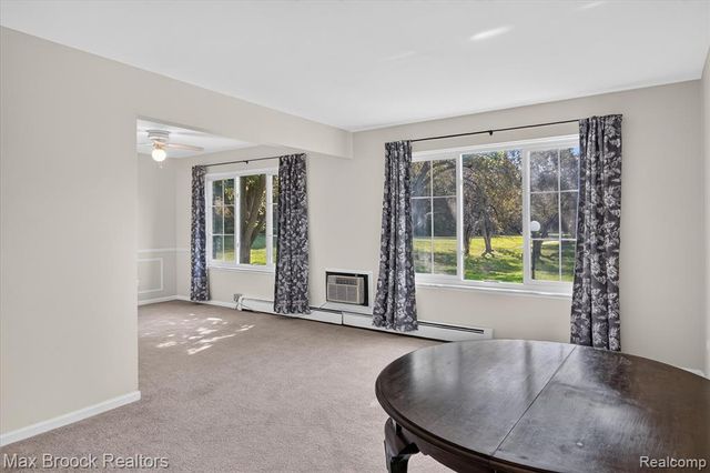 100 W Hickory Grove Road C6, Bloomfield Hills, MI 48304