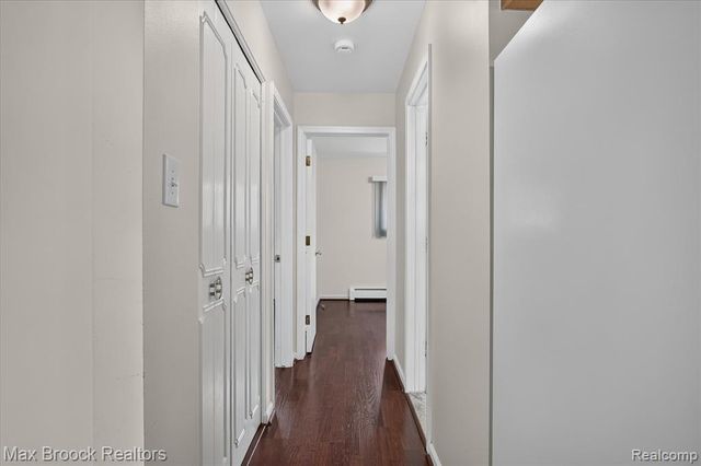 100 W Hickory Grove Road C6, Bloomfield Hills, MI 48304
