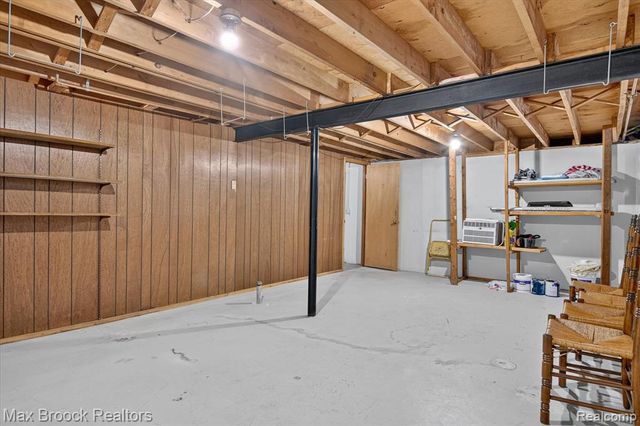 100 W Hickory Grove Road C6, Bloomfield Hills, MI 48304