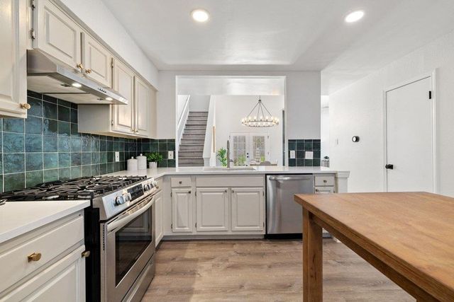 4304 Clarno DR, Austin, TX 78749
