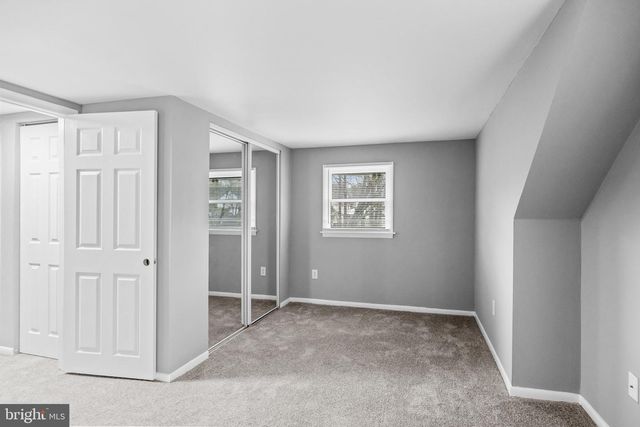 68 JANEWAY AVE, Moorestown, NJ 08057