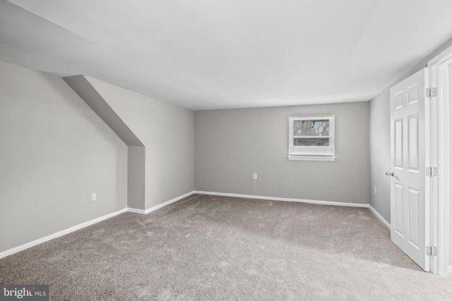 68 JANEWAY AVE, Moorestown, NJ 08057