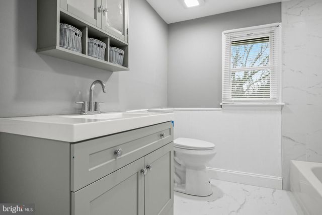 68 JANEWAY AVE, Moorestown, NJ 08057