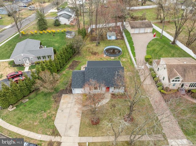 68 JANEWAY AVE, Moorestown, NJ 08057