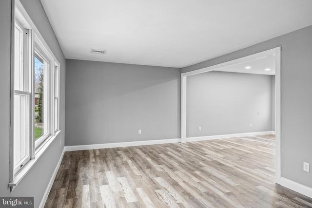 68 JANEWAY AVE, Moorestown, NJ 08057