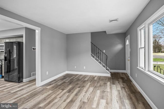 68 JANEWAY AVE, Moorestown, NJ 08057