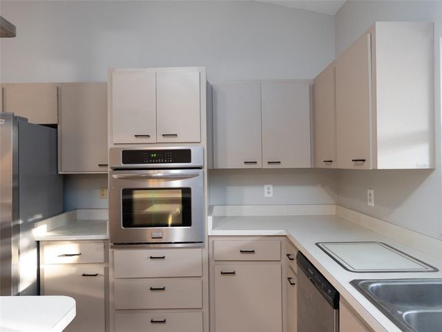 593 S MOON DRIVE, Venice, FL 34292