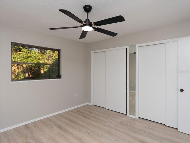 593 S MOON DRIVE, Venice, FL 34292