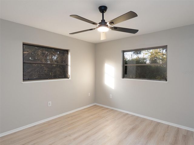 593 S MOON DRIVE, Venice, FL 34292