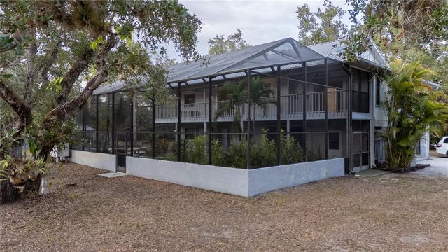 593 S MOON DRIVE, Venice, FL 34292