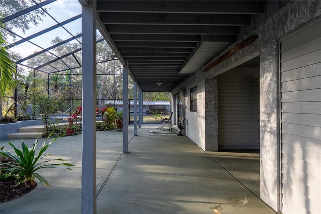 593 S MOON DRIVE, Venice, FL 34292