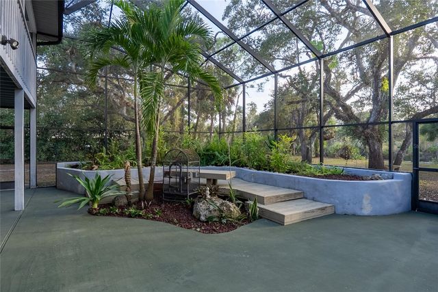 593 S MOON DRIVE, Venice, FL 34292