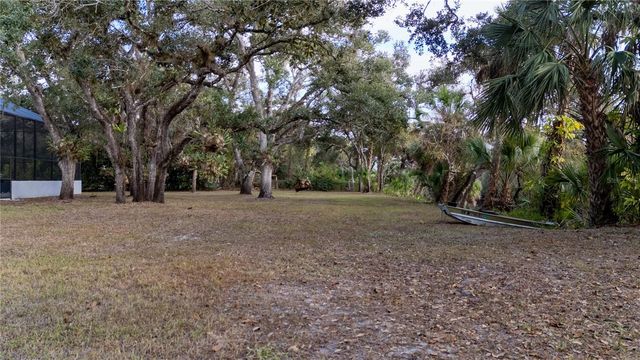 593 S MOON DRIVE, Venice, FL 34292