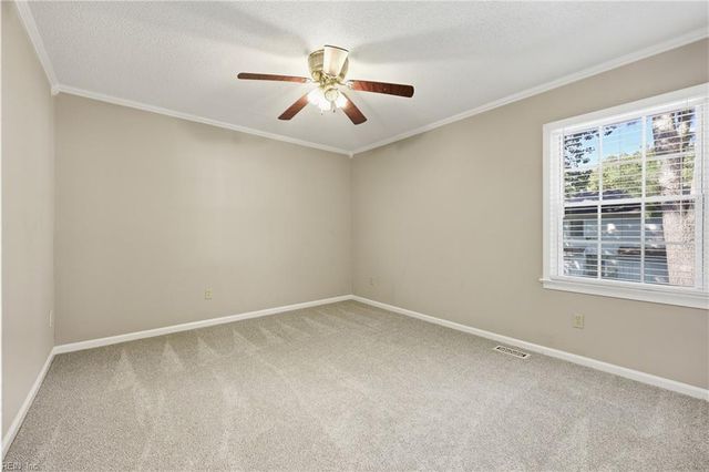 1906 Devonwood CMN, Chesapeake, VA 23320