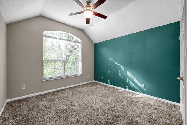 39 Laguna Road, Montgomery, TX 77356