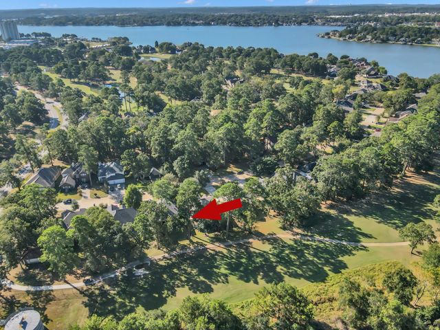 39 Laguna Road, Montgomery, TX 77356