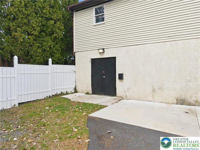 1818 East Susquehanna Street, Salisbury Twp, PA 18103