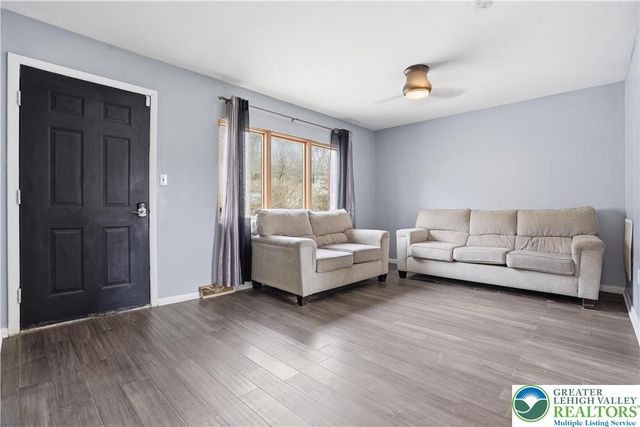 1818 East Susquehanna Street, Salisbury Twp, PA 18103