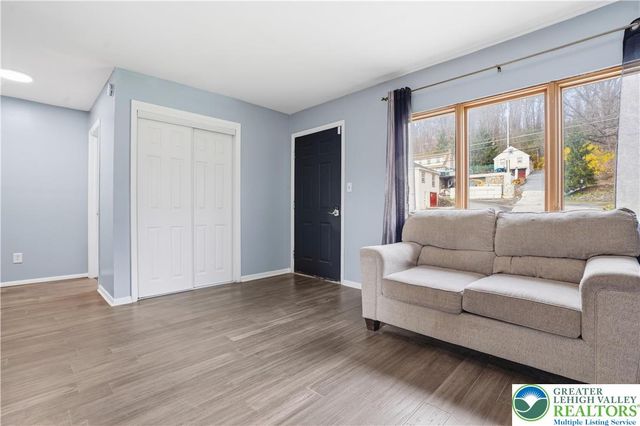 1818 East Susquehanna Street, Salisbury Twp, PA 18103