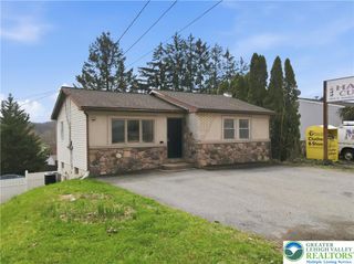 1818 East Susquehanna Street, Salisbury Twp, PA 18103
