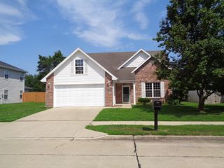 4008 MEADOW VIEW DR, Columbia, MO 65201