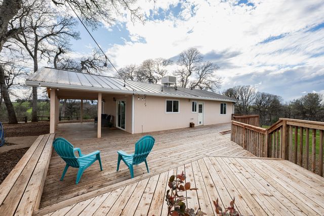 18020 Benson Road, Cottonwood, CA 96022