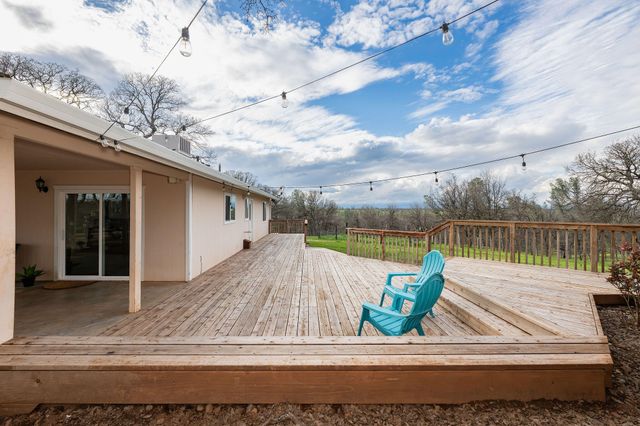 18020 Benson Road, Cottonwood, CA 96022