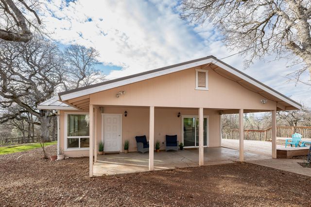 18020 Benson Road, Cottonwood, CA 96022