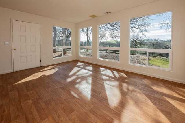 18020 Benson Road, Cottonwood, CA 96022